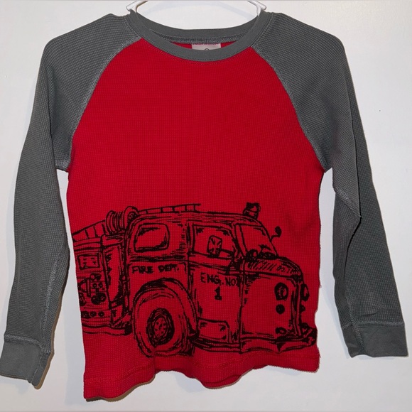 HANNA ANDERSSON boys thermal firetruck shirt 130 8 9 Red Gray Long Sleeve - Picture 1 of 5